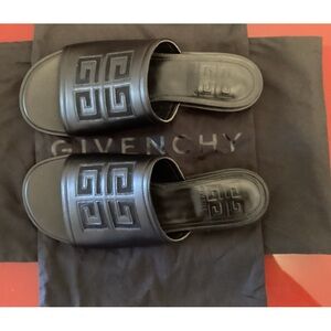Givenchy Woman 4G Black Leather Slide Sandals Size36/US 6